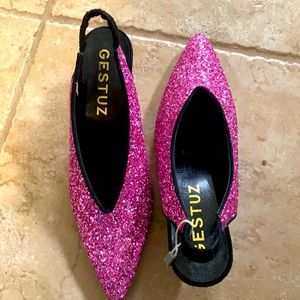 Brand new-Gestuz hot pink glitter pumps-